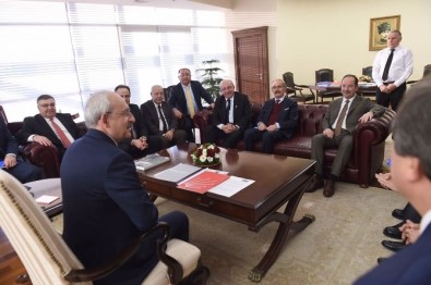 Kesimoğlu, Kılıçdaroğlu'nu Ziyaret Etti