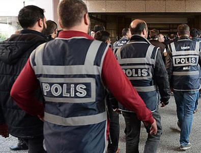 Soma'da 8 doktor FETÖ'den gözaltına alındı