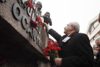 GÜLDAL MUMCU - Uğur Mumcu Evinin Önünde Anıldı