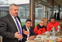 METİN ÖZKAN - Başkan Baran, Körfez Gençlerbirliği U15 Futbol Takımıyla Buluştu