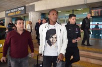 Hugo Rodallega Trabzon'da