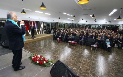 Uğur Mumcu Bayraklı'da Anıldı