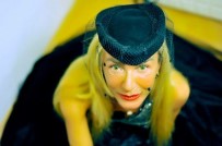 Acun'a ulaşabilmek için kitap yazdı