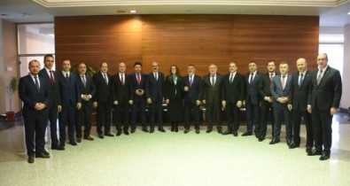 AK Partili Başkanlardan 'Evet' Çağrısı