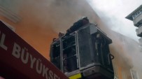 SEYRANTEPE - Şişli'deki Yangında Çocuklar Mahsur Kaldı
