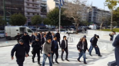 Yunanistan Darbeci Askerlerle İlgili Kararını Bugün Açıklayacak