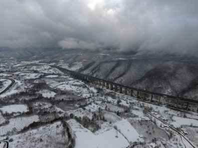 Bolu Dağı'nda Eşsiz Kar Manzarası Havadan Görüntülendi