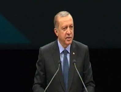 Cumhurbaşkanı Erdoğan: Müteahhitler acımasızca yolsuzluk yapıyor