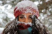 KAR ÖRTÜSÜ - Doğu Anadolu'da Kar Kartpostallık Görüntü Oluşturdu