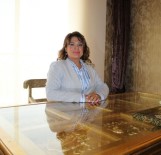 YENİ ANAYASA - Ünlü Turizmciden 'Evet' Kampanyasına Destek