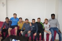 TEZAHÜRAT - Amatör Maçta İlginç Olay