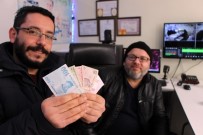 Cebinden Düşen Paraları Fark Etmedi