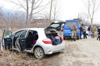 ÇALINTI OTOMOBİL - Çorum'da Polisten Kaçan 4 Kişi Tokat'ta Yakalandı