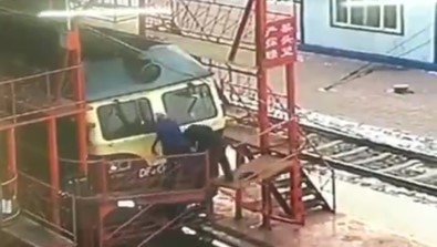 İşçilerin talihsiz anı!