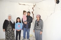 ERDEMIR - Güçlükle Aldıkları Ev Çakmak Gazıyla Yıkılıyordu