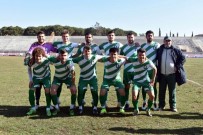 AMATÖR KÜME - Salihli Belediyespor, 3 Puanı 3 Golle Aldı