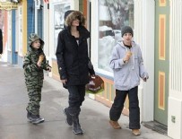 NOEL - Angelina Jolie çocuklarıyla kayak tatilinde