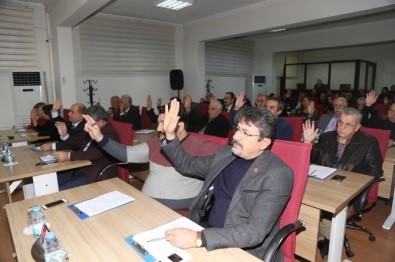 Efeler Belediye Meclisi 2017'Nin İlk Toplantısını Gerçekleştirdi
