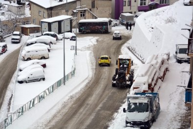 Artvin'de Kar Yağışı Etkisini Arttırdı
