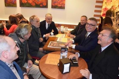 Başkan Kesimoğlu 'Yılın Sanat Dostu Belediye Başkanı' Seçildi