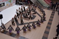 EMITT'e Halk Dansları Gösterisi