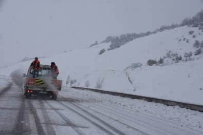 Sinop'ta 134 Köy Yolu Ulaşıma Kapandı