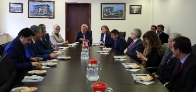 Başkan Karaosmanoğlu, Fatma Şahin'i Konuk Etti