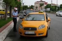 BELEDİYE ENCÜMENİ - Fahiş Ücret Alan Taksi Şoförlerine Ceza
