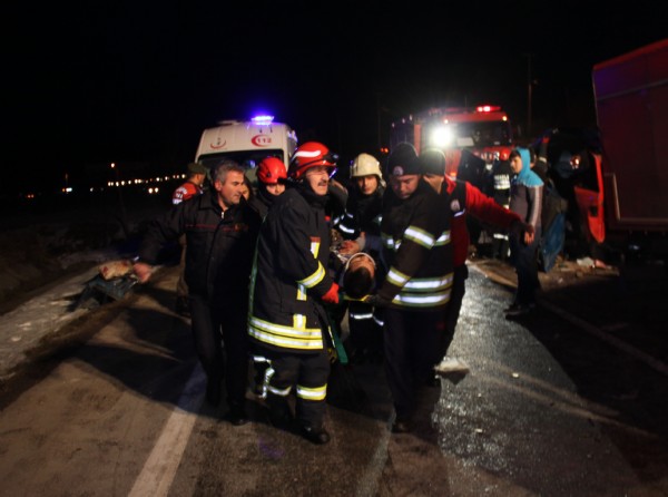 Dehşet! Ölü ve yaralılar var...