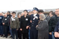 ŞEHİT CENAZELERİ - Şehit Babasını Üniformasıyla Uğurladı