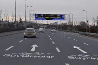 SÜRÜŞ KEYFİ - Başkent'te Ledli Ekranlar Bilgilendiriyor