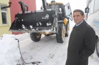 DÜZKıŞLA - Düzkışla Belediyesi'ne İş Makinesi Hibe Edildi