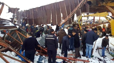 Konya'da Pazar Yerinin Çatısı Çöktü Açıklaması 4 Yaralı