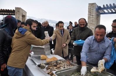 Munzur Üniversitesi'nde 'Balık-Ekmek' Etkinliği