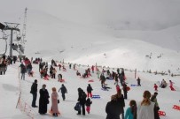 Uludağ'da Turizmcilerin Günübirlikçi İsyanı