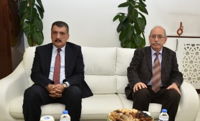 TTK Başkanı Turan Başkan Gürkan'ı Ziyaret Etti