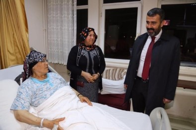 Başkan Altan'dan Hastalara Moral Ziyareti