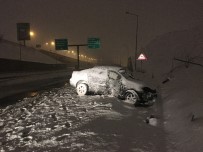 Gece Saatlerinde Etkili Olan Kar Yağışı Sürücülere Zor Anlar Yaşattı