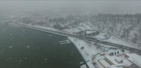 İstanbul'da Kar Kalınlığı 110 Santimetreye Ulaştı
