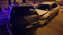 Kdz. Ereğli'de Trafik Kazası Açıklaması 2 Yaralı