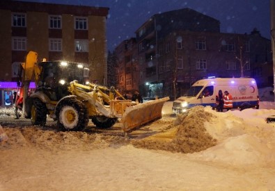 İstanbul'da 6 aylık Miraç Bebek için karda zamanla yarış