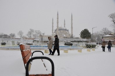 Selimiye Camii'nden Kar Fotoğrafları