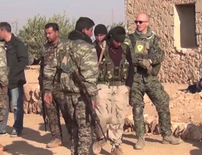 ABD'li askerlerin YPG'li teröristleri eğittiği görüntüler