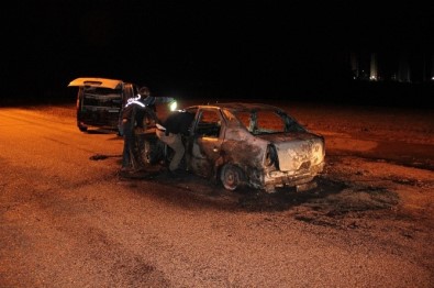 Adana'da Taksiciyi Dövüp, Daha Sonra Aracını Yaktılar