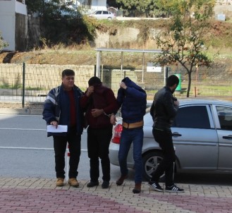 Antalya'da Fuhuş Operasyonu Açıklaması 3 Gözaltı