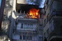DUYGU ŞEN - Antalya'da Korkutan Ev Yangını
