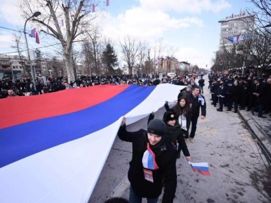 Bosna Hersek'te Olaylı 'Sırp Cumhuriyeti Günü' Kutlaması