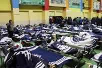 Evsizler, Kapalı Spor Salonunda Ağırlanıyor