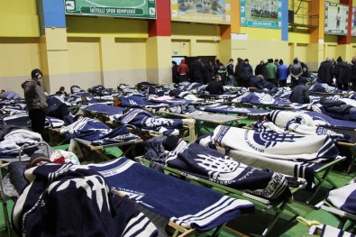 Evsizler Spor Salonunda Ağırlanıyor