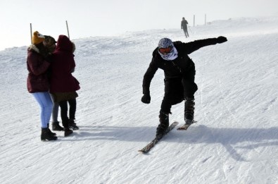 Güneydoğu'nun Tek Kayak Merkezi Karacadağ'da Kayak Sezonu Açıldı